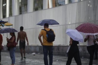 chuva-deve-prevalecer-no-domingo-de-eleicoes-no-rio