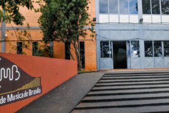 alunos-da-escola-de-musica-de-brasilia-se-apresentam-na-radio-mec