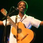 cena-musical,-da-tv-brasil-exibe-show-exclusivo-do-sambista-caxtrinho